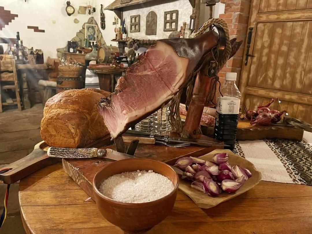ホテル Casa Baciu フンドゥ・モルドベイ エクステリア 写真