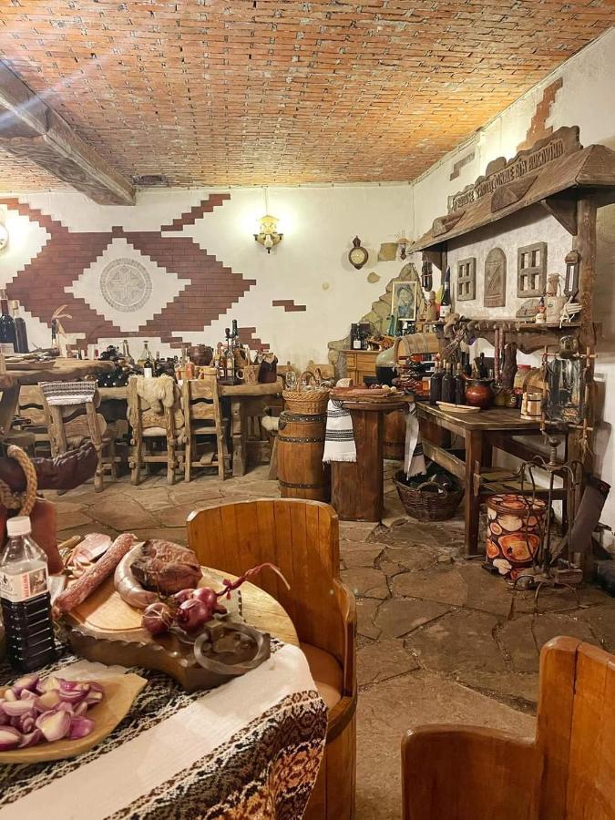 ホテル Casa Baciu フンドゥ・モルドベイ エクステリア 写真