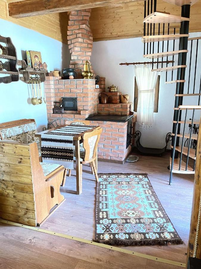 ホテル Casa Baciu フンドゥ・モルドベイ エクステリア 写真